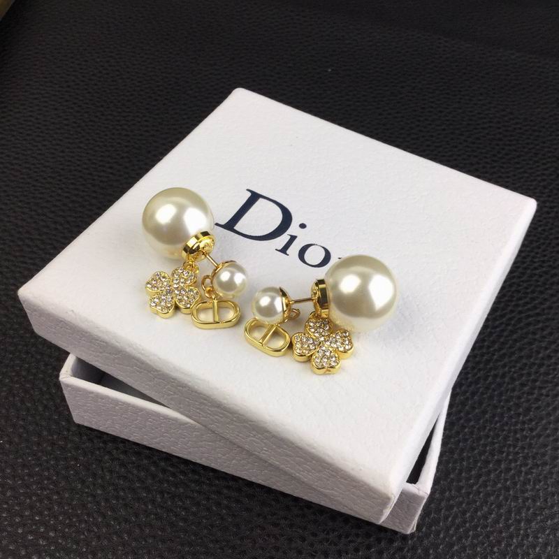 Dior Earring 04lyr228